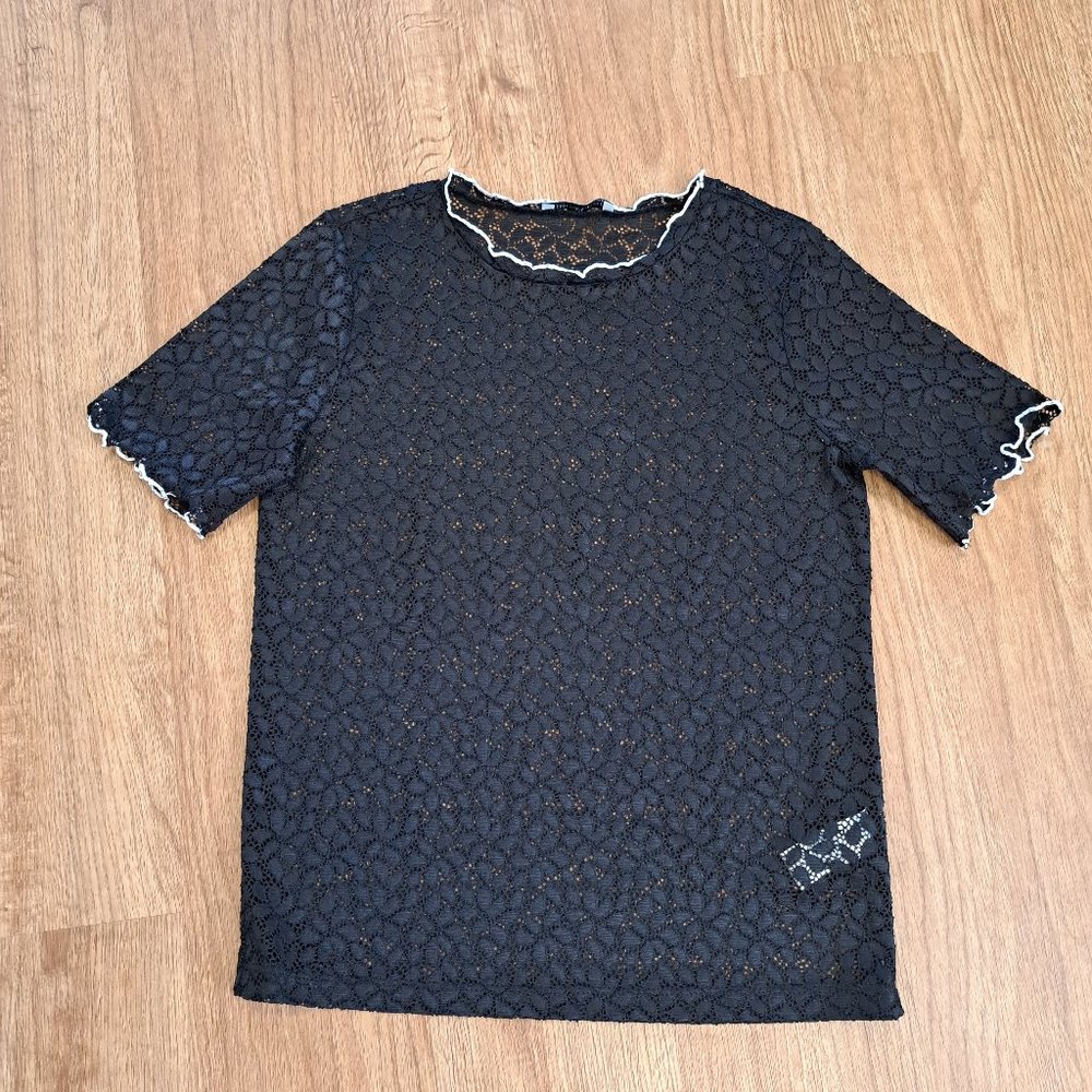 Zara Trafaluc Black Floral Lace Short Sleeve Top Size Small